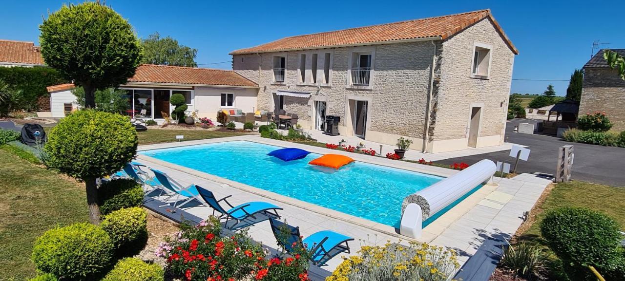 A La Gloriette Bed & Breakfast Neuville-du-Poitou Екстериор снимка